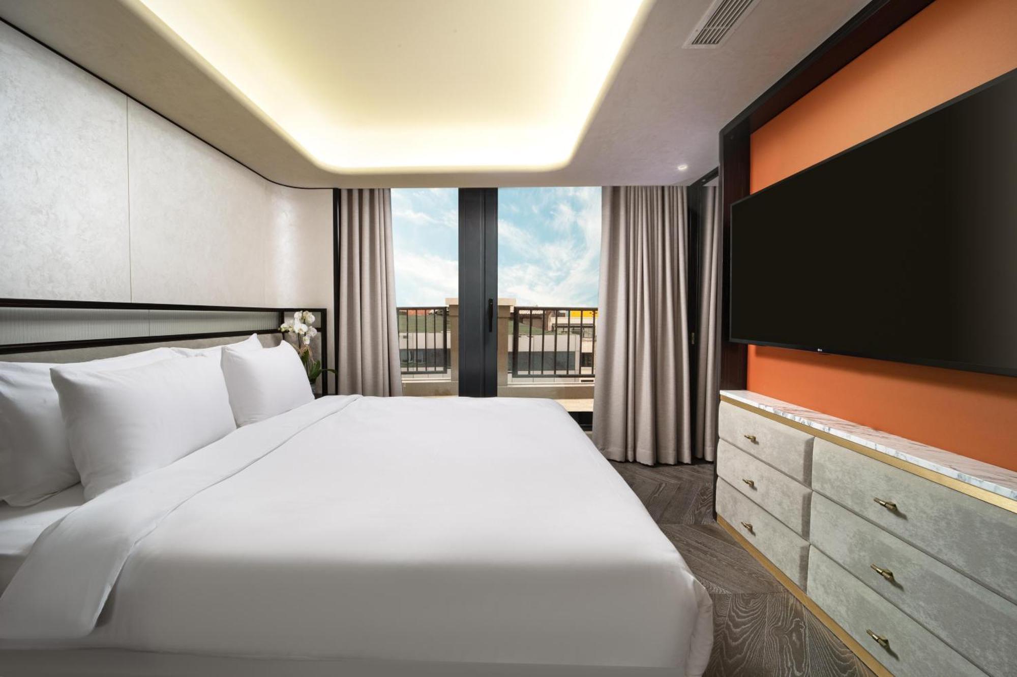 Bentley Hotel Bosphorus - Special Class Istambul Exterior foto A bedroom at the hotel